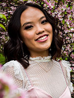 Jasmine Vang
