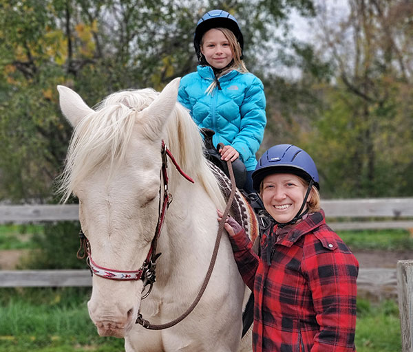 Ihduhapi Horse Programs