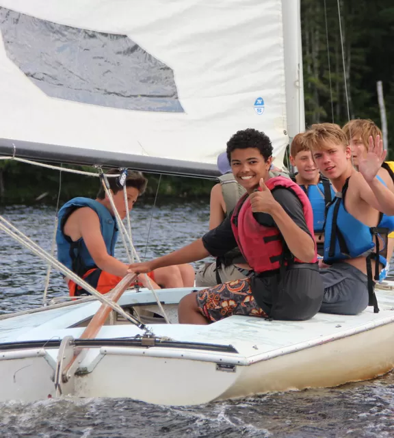 Teens sailing at Camp Warren